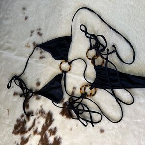 KIKI THE BRAND - Alisha Kini in Black